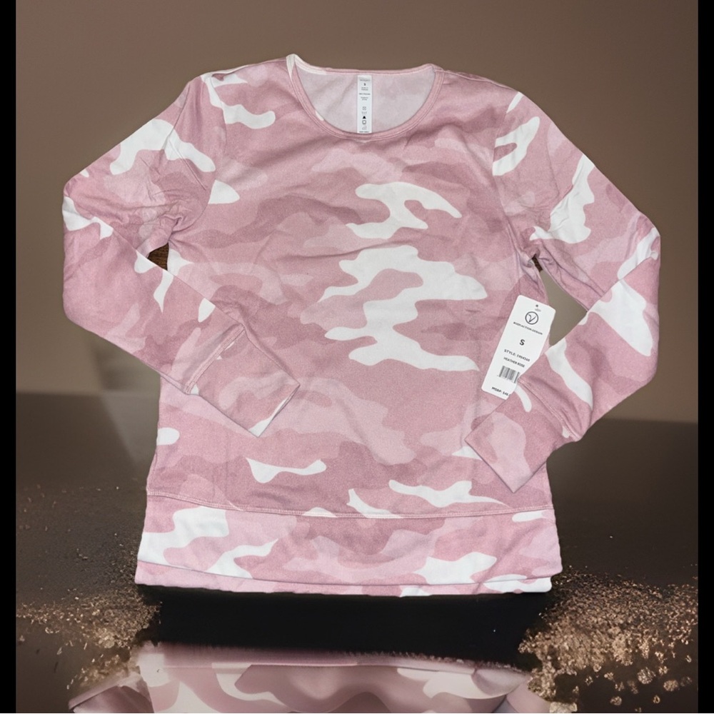 VOGO Pink Camo Body Action Design Side Slits Scoop Neck Fleece Sweater Top NWT